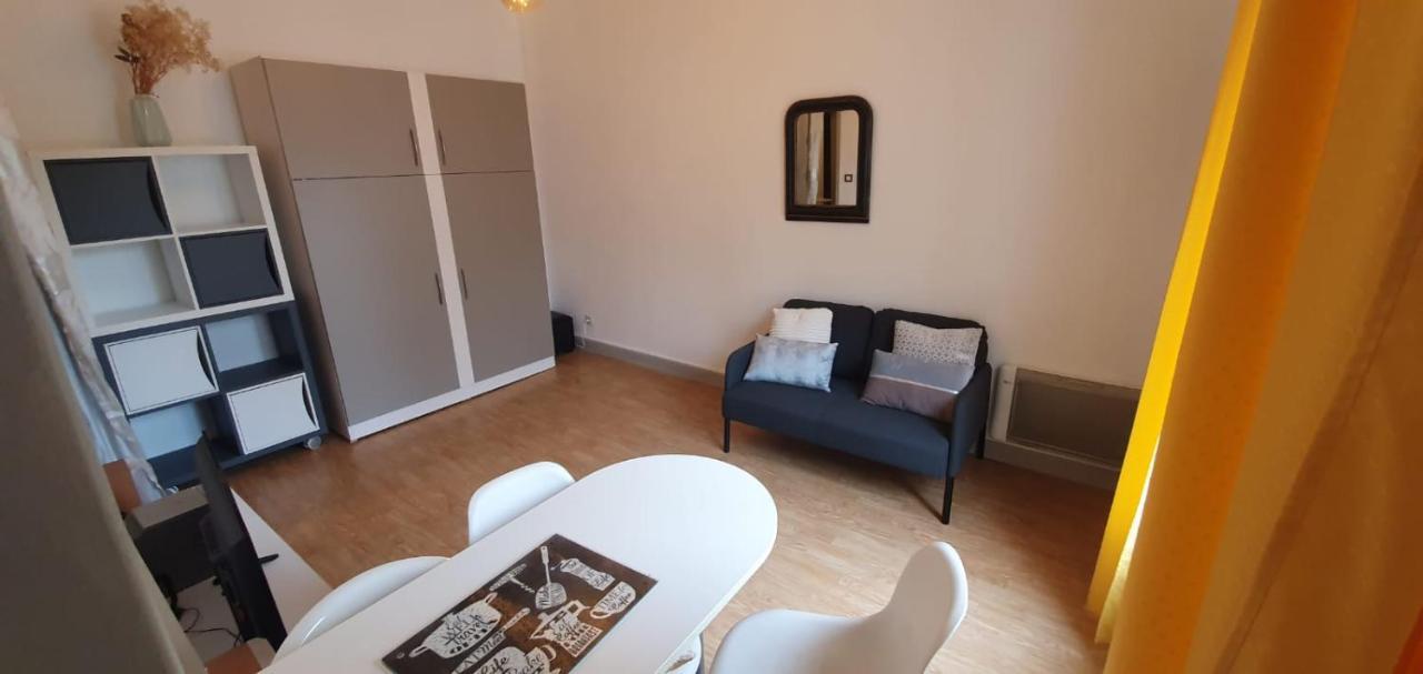 Studio Lumineux Au Centre Ville Баньер-де-Бигор Экстерьер фото